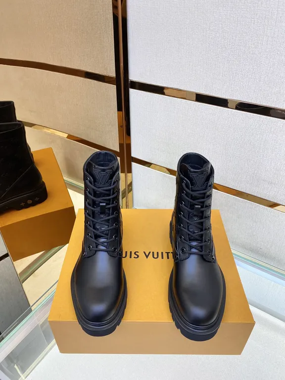 Louis Vuitton Shoe 